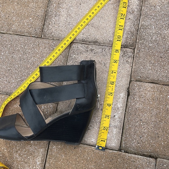 MICHAEL KORS WEDGES - Picture 10 of 10